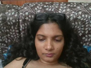 AlyonaKim free live xxx cams