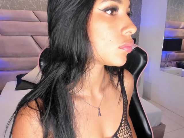 AshleyyGreene free live xxx cams