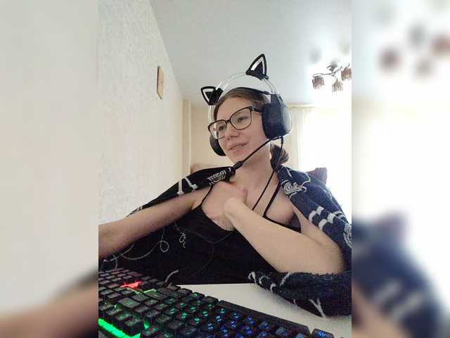 KittyMiracle free live xxx cams
