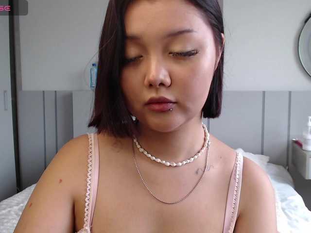 MomoMoonxxx free live xxx cams