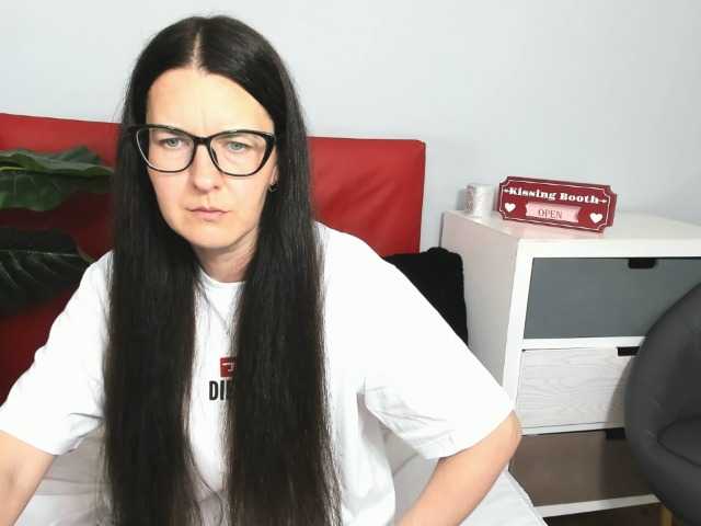 NadiaAmore free live xxx cams