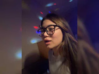 TheFoxAlissha free live xxx cams