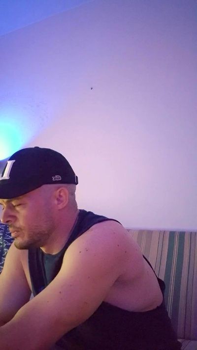 Runtothesun free live xxx cams