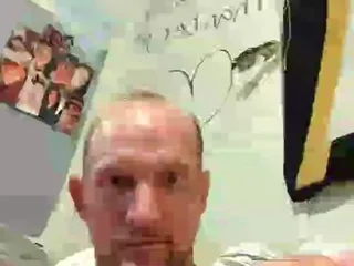 Boatmotor free live xxx cams