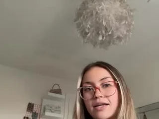 Luna free live xxx cams