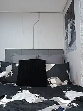 DrippinCaramelCutie free live xxx cams