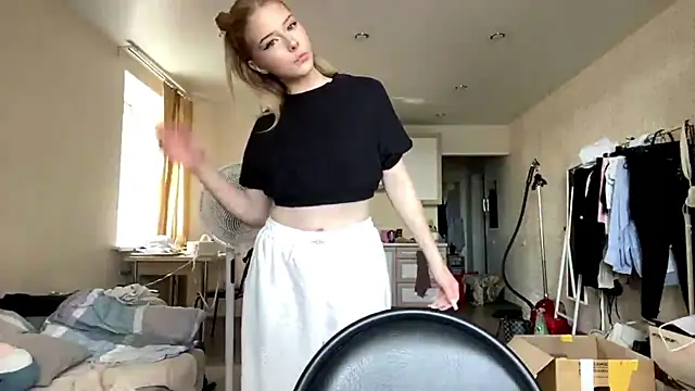 Fuzzyspark free live xxx cams