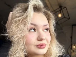 LavernaMonnot free live xxx cams