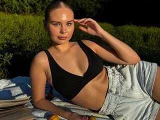 KrystalLaaz free live xxx cams