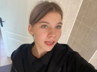 NadineGene free live xxx cams