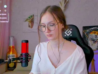 KiraRumGirl free live xxx cams