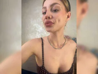 RealLinaaa free live xxx cams