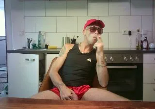 MrGeiZ2512 free live xxx cams