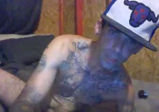 Prettyboytatted free live xxx cams