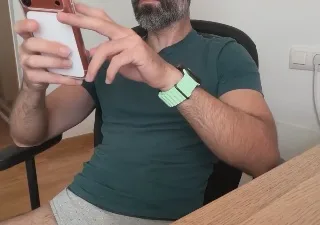 Hairywanker35 free live xxx cams