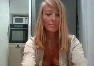 Veessa3 free live xxx cams