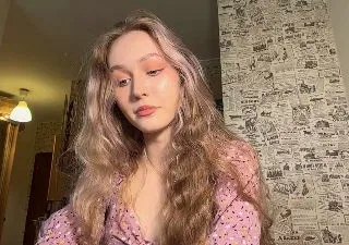 EmikoVlcek free live xxx cams