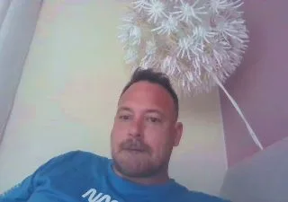 Wieauch free live xxx cams