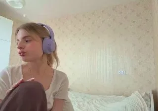 CarlottaMilano free live xxx cams
