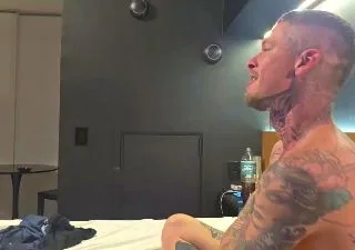 Tattooer2 free live xxx cams