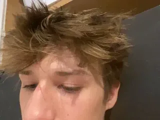 Yourwhiteboy1 free live xxx cams