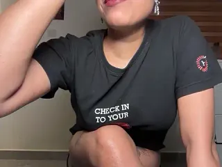 LucytheDevilQueen free live xxx cams