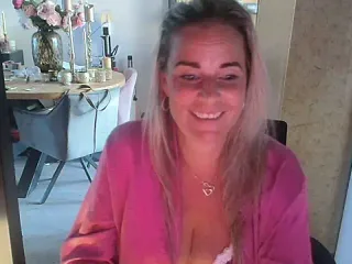 XMystiqueMavenx free live xxx cams